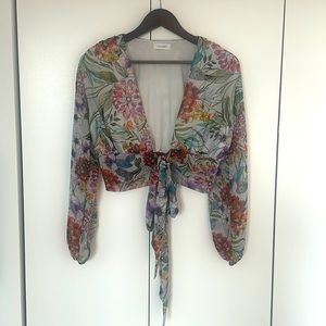 Front Tie Floral Crop Top